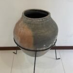 Old pot & metal stand