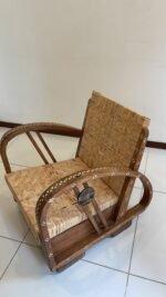 Vintage teakwood rattan low chair & inlay mother of pearl - Image 3