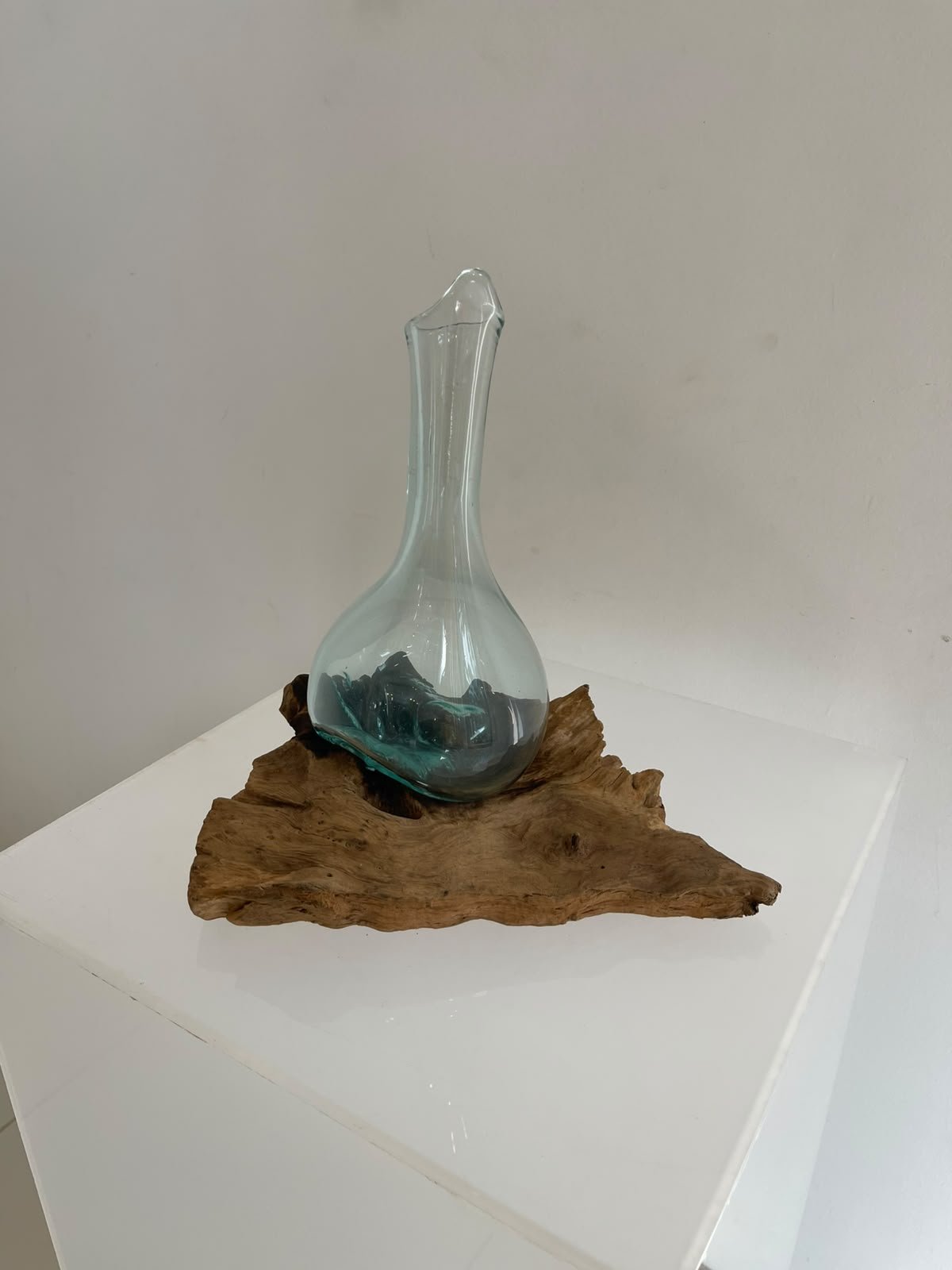 Glass decanter with teakwood base2 Glass decanter with teakwood base - Image 1
